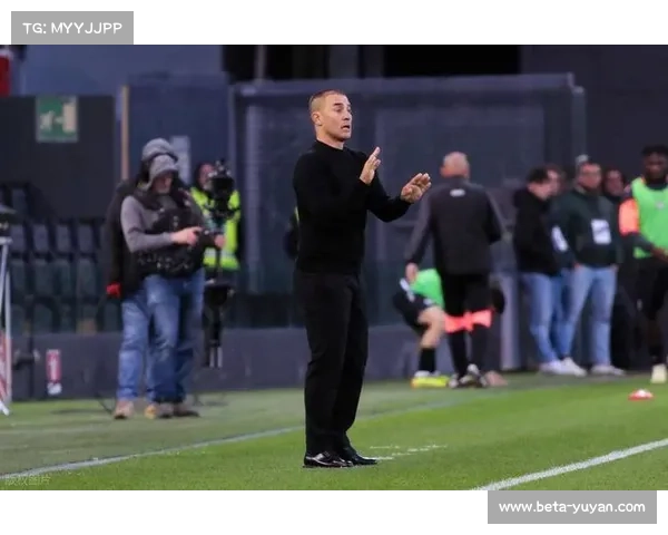 卡纳瓦罗签下超长合同携亚洲名帅辅佐全力冲击世界杯梦想